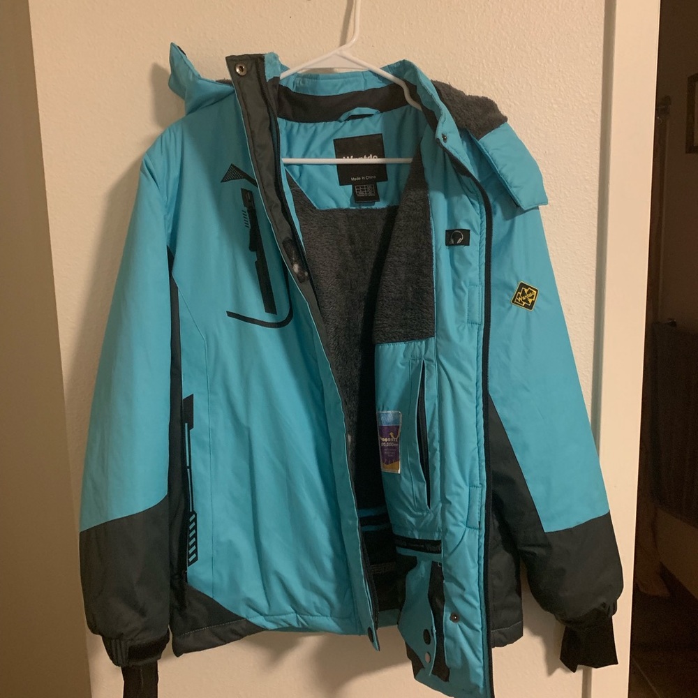 Heavy ski jacket